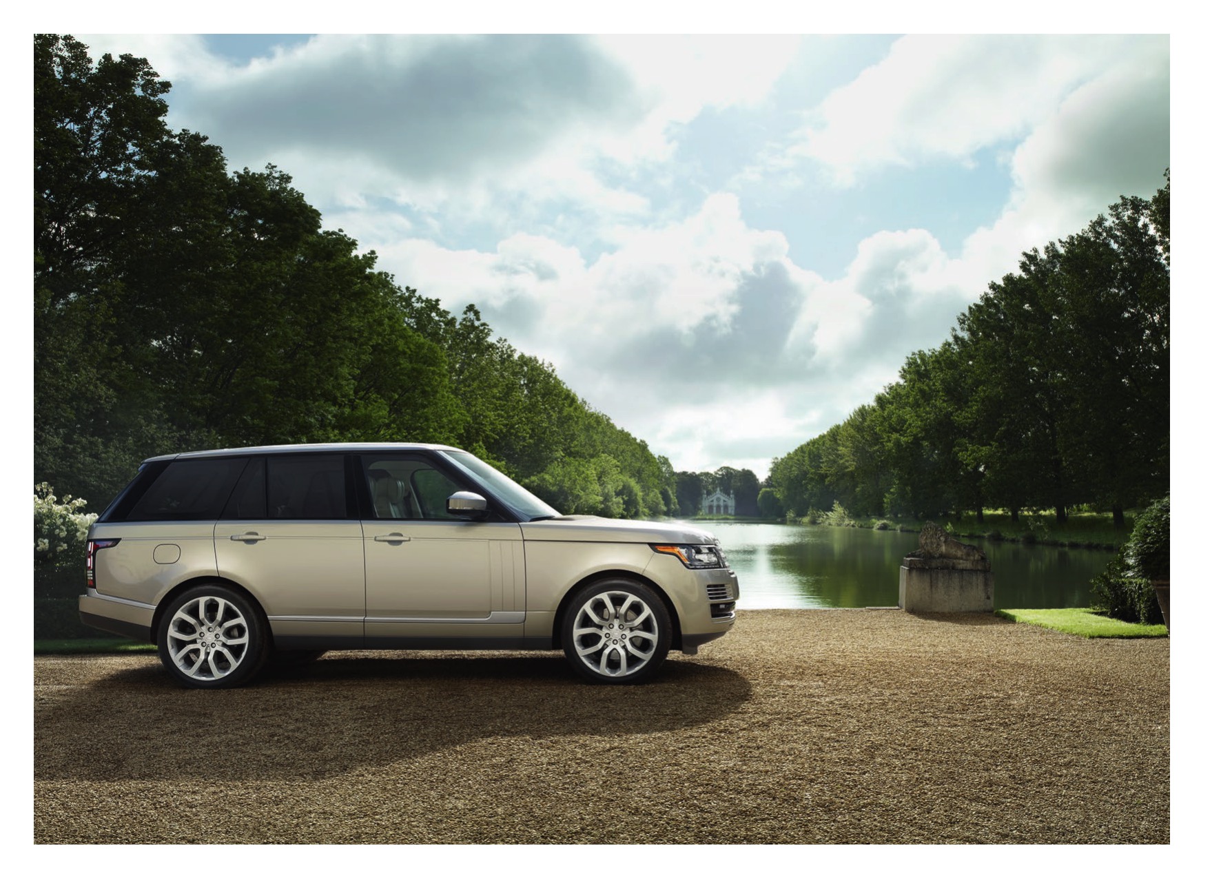 2014 Range Rover Brochure Page 42
